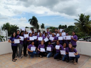 Somos Mujeres graduates